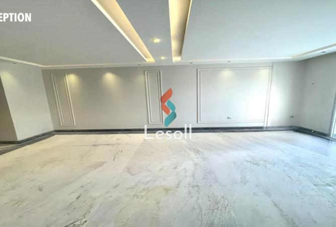 8082773 - Property Image 2
