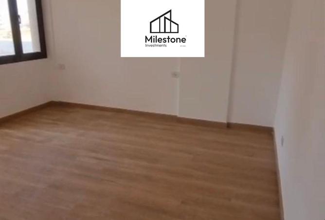 8281989 - Property Image 2