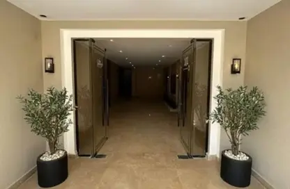 شقة - 3 غرف نوم - 3 حمامات للبيع في فيلدج ويست - كمبوندات الشيخ زايد - الشيخ زايد - الجيزة