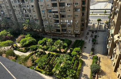 Apartment - 3 Bedrooms - 2 Bathrooms for sale in Zahraa Al Maadi St. - Degla - Hay El Maadi - Cairo