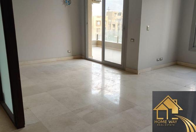 8233867 - Property Image 2