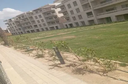 Apartment - 3 Bedrooms - 4 Bathrooms for rent in The Fourteen Golf Residences - Uptown Cairo - Mokattam - Cairo