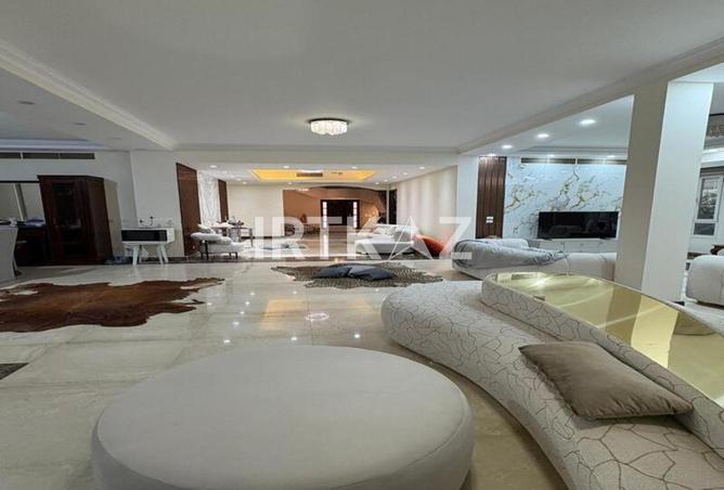 8038557 - Property Image 2