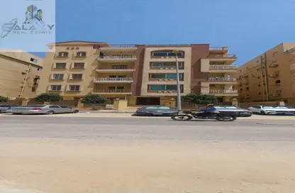 Apartment - 3 Bedrooms - 3 Bathrooms for sale in El Banafseg Apartment Buildings - El Banafseg - New Cairo City - Cairo