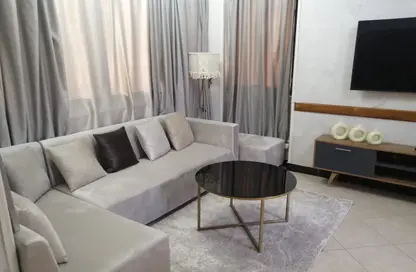 شقة - 2 غرف نوم - 1 حمام للايجار في شارع عبد المنعم رياض - المهندسين - الجيزة