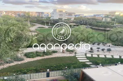 Apartment - 4 Bedrooms - 5 Bathrooms for sale in Hyde Park - New Cairo City - Cairo