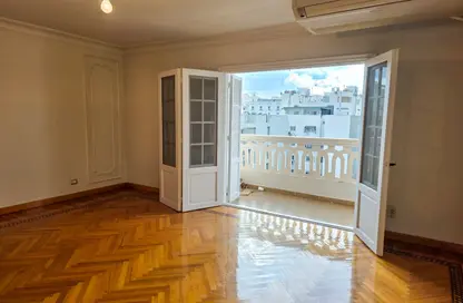 Apartment - 3 Bedrooms - 3 Bathrooms for sale in Smouha - Hay Sharq - Alexandria Apartment - 3 Bedrooms - 3 Bathrooms for sale in Smouha - Hay Sharq - Alexandria