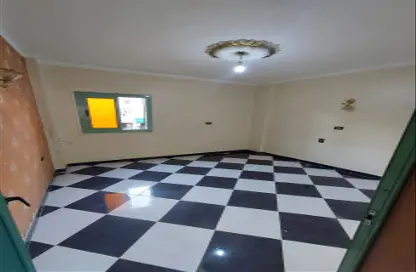 Apartment - 2 Bedrooms - 1 Bathroom for sale in 11th District - Sheikh Zayed City - Giza