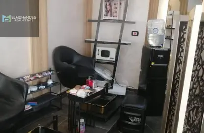 محل تجاري - استوديو للايجار في شارع محمد عبد الوهاب - الرحاب المرحلة الثالثة - الرحاب - مدينة القاهرة الجديدة - القاهرة