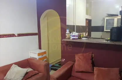 Apartment - 2 Bedrooms - 1 Bathroom for sale in Al Horreya Road - Azarita - Hay Wasat - Alexandria