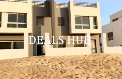 Townhouse - 3 Bedrooms - 3 Bathrooms for sale in Hyde Park Central - The 6th Settlement - New Cairo City - Cairo