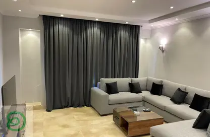 Apartment - Studio - 1 Bathroom for rent in Palm Hills Village Gate - South Investors Area - New Cairo City - Cairo Apartment - Studio - 1 Bathroom for rent in Palm Hills Village Gate - South Investors Area - New Cairo City - Cairo