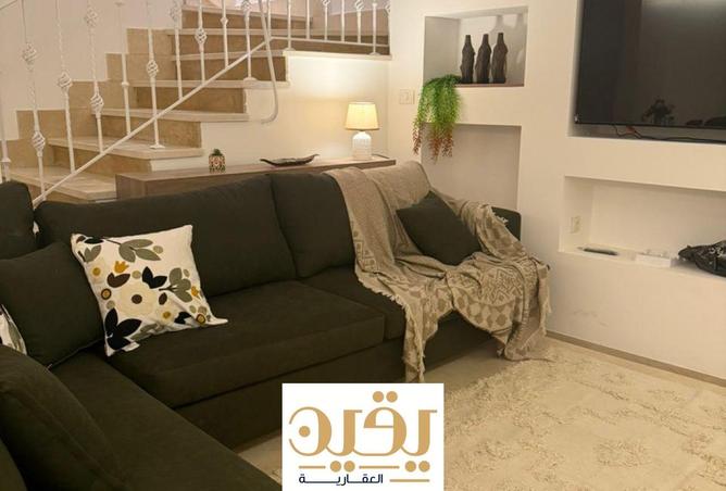 8034791 - Property Image 2