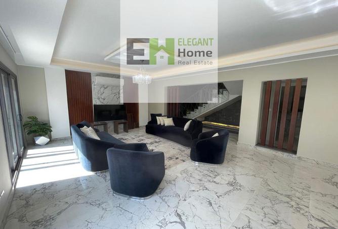 8055356 - Property Image 3