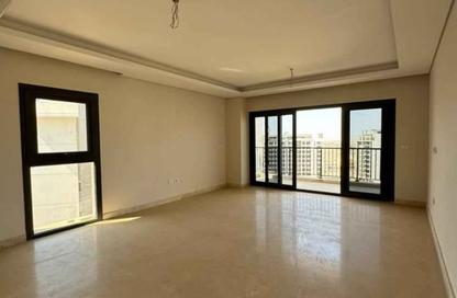 Apartment - 2 Bedrooms - 3 Bathrooms for sale in Zed Towers - Sheikh Zayed Compounds - Sheikh Zayed City - Giza