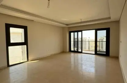 Apartment - 2 Bedrooms - 3 Bathrooms for sale in Zed Towers - Sheikh Zayed Compounds - Sheikh Zayed City - Giza
