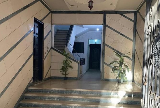 8240111 - Property Image 3