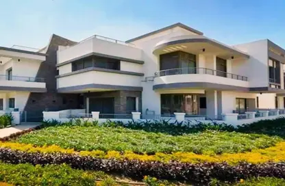 Apartment - 3 Bedrooms - 3 Bathrooms for sale in Taj City - 5th Settlement Compounds - The 5th Settlement - New Cairo City - Cairo