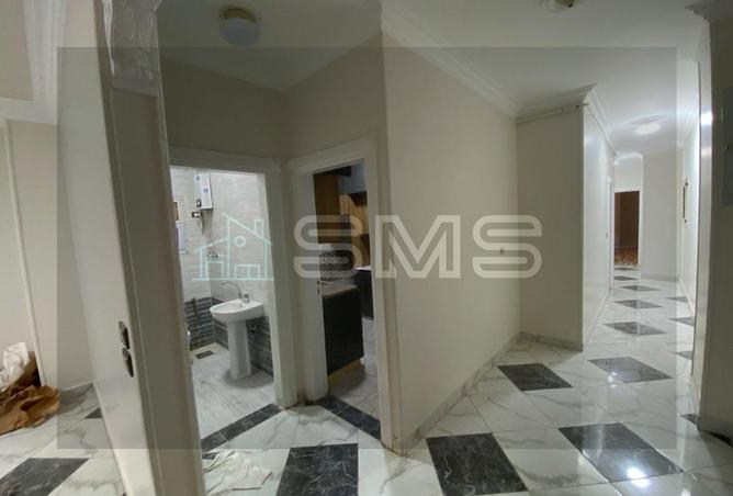 8284415 - Property Image 2