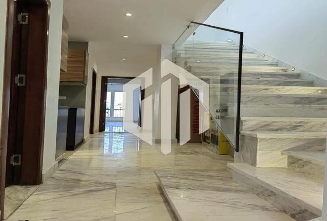 8055550 - Property Image 2