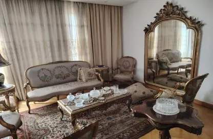 Villa - 5 Bedrooms - 5 Bathrooms for sale in Ammar Ibn Yasser St. - El Hegaz Square - El Nozha - Cairo