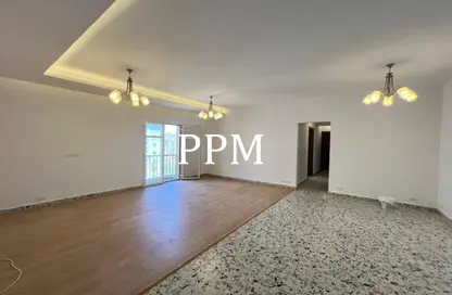 Apartment - 2 Bedrooms - 2 Bathrooms for rent in Hyde Park - New Cairo City - Cairo