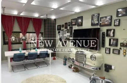 Apartment - 2 Bedrooms - 2 Bathrooms for sale in Lake View Residence - 5th Settlement Compounds - The 5th Settlement - New Cairo City - Cairo