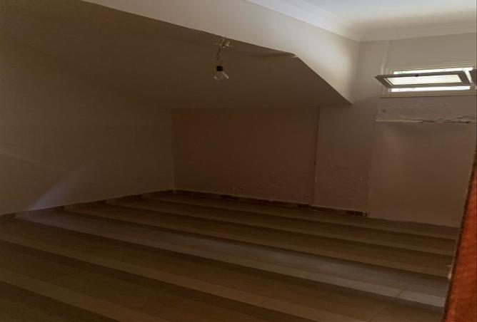 7989556 - Property Image 3