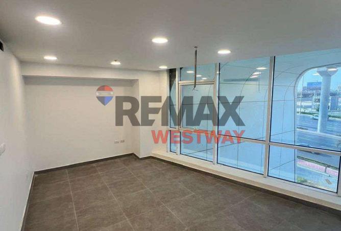 8393675 - Property Main Image