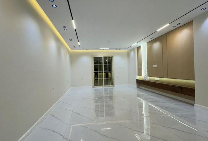 8304231 - Property Main Image