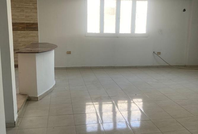 8192030 - Property Image 3