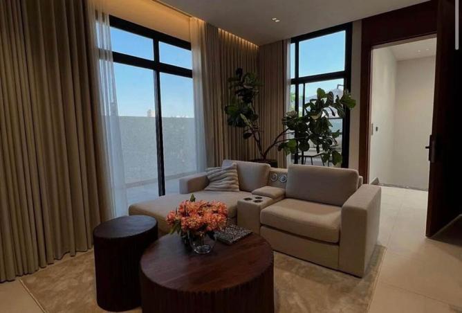 7906609 - Property Image 2