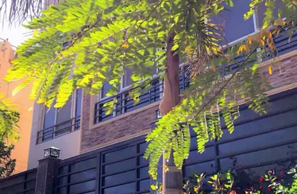 شقة - 3 غرف نوم - 2 حمامات للبيع في محور طلعت حرب - الحي الثاني - التجمع الخامس - مدينة القاهرة الجديدة - القاهرة