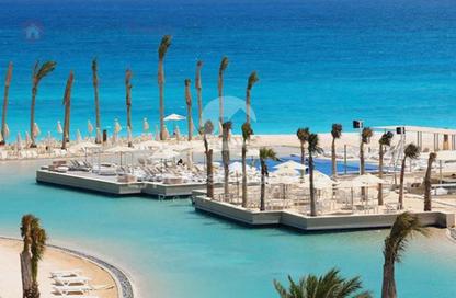 Chalet - 2 Bedrooms - 2 Bathrooms for sale in Hacienda Bay - Sidi Abdel Rahman - North Coast
