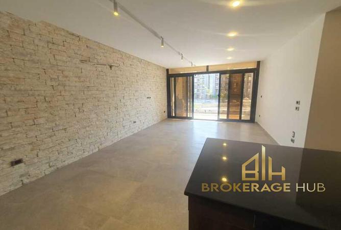 8018566 - Property Image 3
