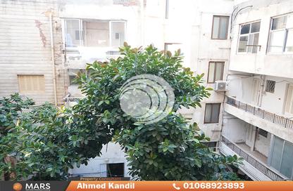 شقة - 3 غرف نوم - 2 حمامات للبيع في سموحة - حي شرق - الاسكندرية