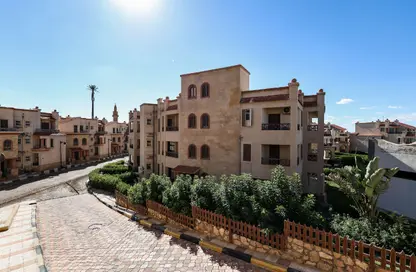 شاليه - 1 حمام للبيع في لازوردي باي - سيدي عبد الرحمن - الساحل الشمالي