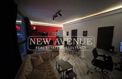 مساحات مكتبية - استوديو - 2 حمامات للايجار في وان قطامية - كمبوندات القطامية - القطامية - مدينة القاهرة الجديدة - القاهرة