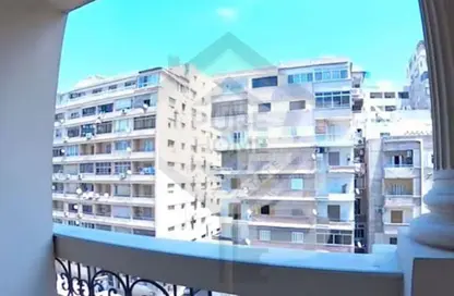 شقة - 5 غرف نوم - 4 حمامات للبيع في نفق مصطفى كامل - مصطفي كامل - حي شرق - الاسكندرية