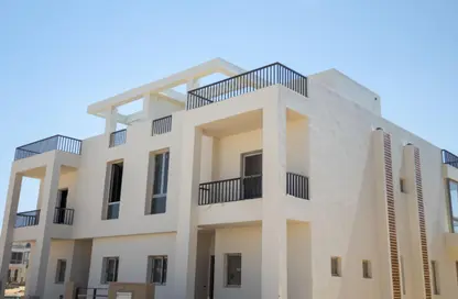 Villa - 4 Bedrooms - 3 Bathrooms for sale in Lac ville - New Zayed City - Sheikh Zayed City - Giza