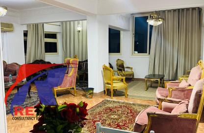 Apartment - 2 Bedrooms - 1 Bathroom for rent in Hamouda Mahmoud St. - 8th Zone - Nasr City - Cairo