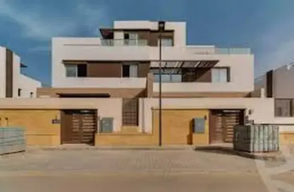 Villa - 5 Bedrooms - 4 Bathrooms for sale in NMQ - 26th of July Corridor - 6 October City - Giza