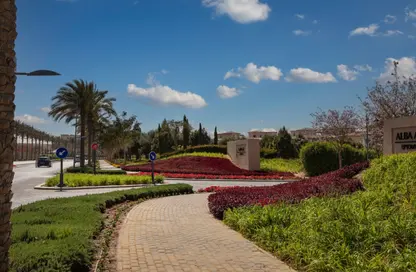 Villa - 4 Bedrooms - 5 Bathrooms for sale in Mivida - 5th Settlement Compounds - The 5th Settlement - New Cairo City - Cairo