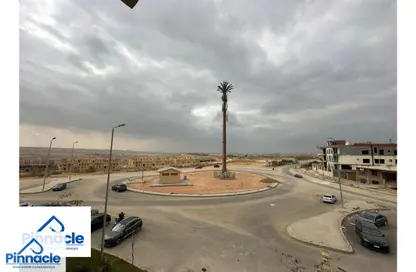 شقة - 3 غرف نوم - 3 حمامات للبيع في غرب الجولف - كمبوندات القطامية - القطامية - مدينة القاهرة الجديدة - القاهرة