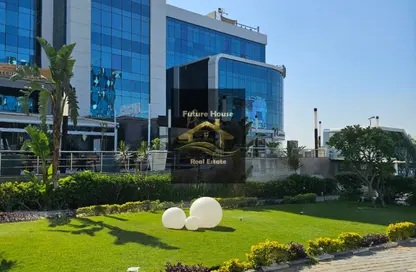 مساحات مكتبية - استوديو - 2 حمامات للايجار في تريفيوم سكوير - شارع التسعين الشمالي - التجمع الخامس - مدينة القاهرة الجديدة - القاهرة