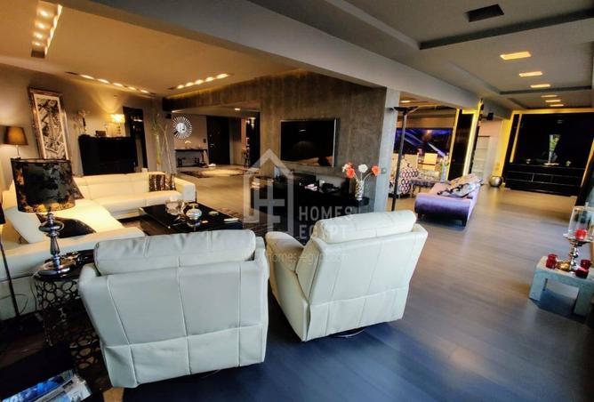 8329317 - Property Image 2