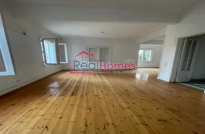 Apartment - 2 Bedrooms - 2 Bathrooms for rent in Hassan Sabri St. - Zamalek - Cairo