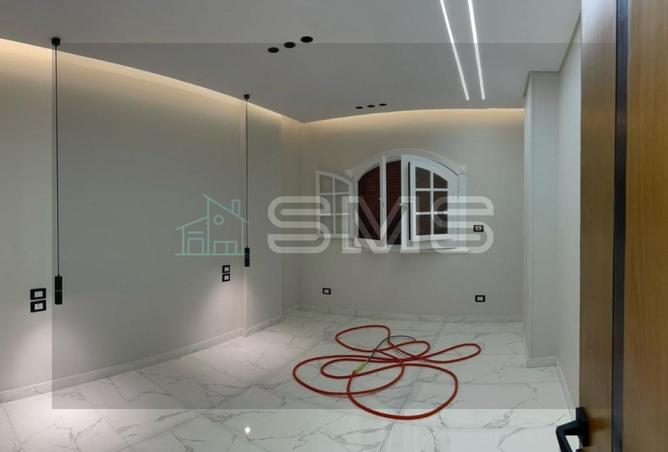 8025057 - Property Image 2