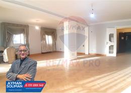 Apartment - 3 bedrooms - 3 bathrooms for للبيع in Ahmed Orabi St. - Mohandessin - Giza