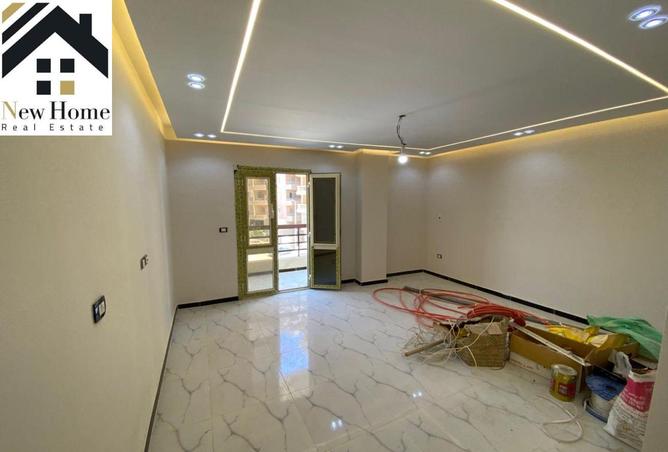 8392404 - Property Main Image